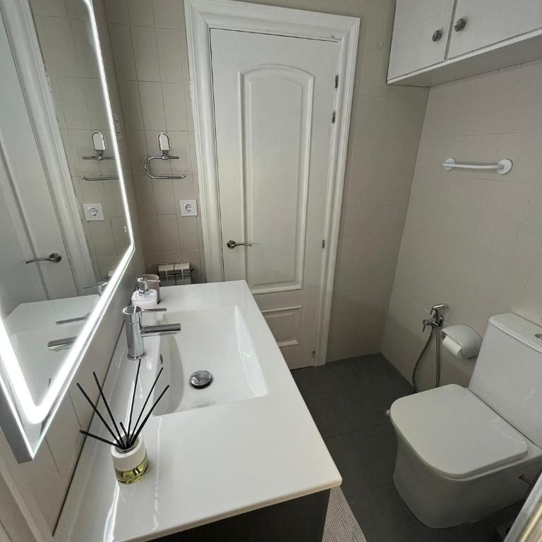 Santiago Tower Aire Ac casco antiguo By Apartamentos Logrono - Apartamento de 1 dormitorio - 26