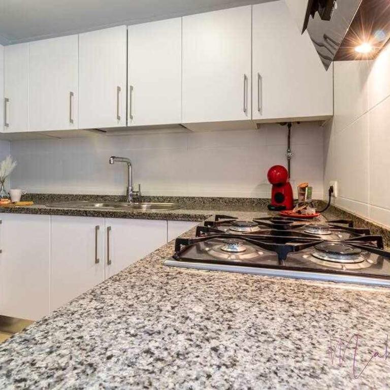 Apartamento 4 en Estadio Sevilla 8 plazas y metro - Apartamento de 3 dormitorios - 4