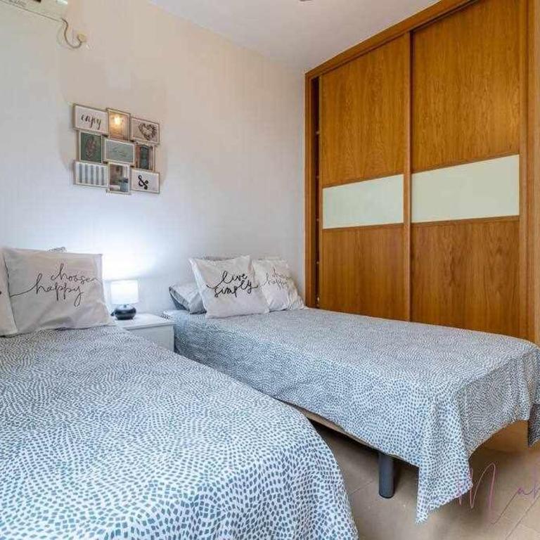 Apartamento 4 en Estadio Sevilla 8 plazas y metro - Apartamento de 3 dormitorios - 5