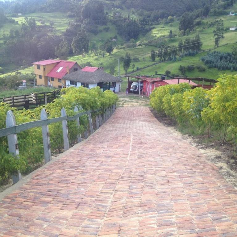 Cabaña Campestre La Esperanza - Three-Bedroom Chalet - 4