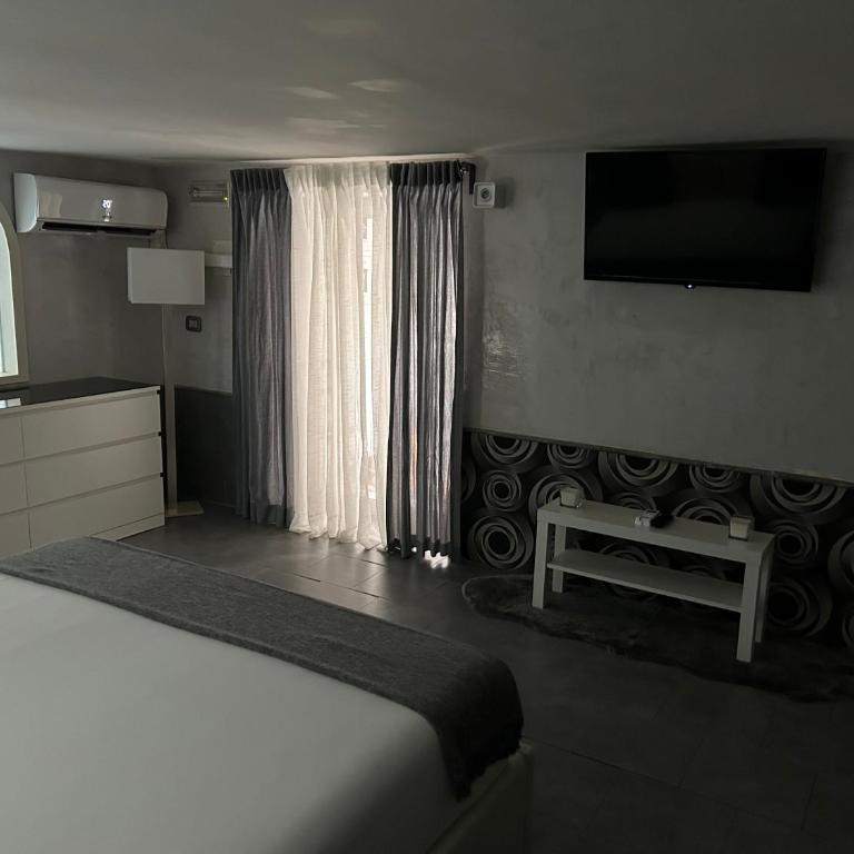 A un passo dal Castello Maschio ANGIOINO Appartment - Appartamento Deluxe - 23