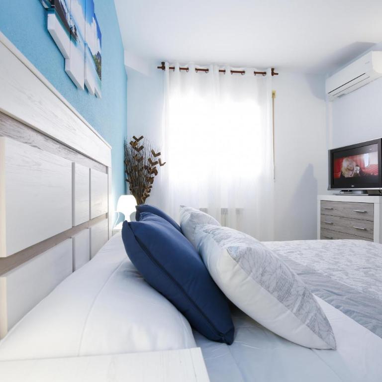 MAEVA HomeStay by Turismar - Apartment with Terrace - 8