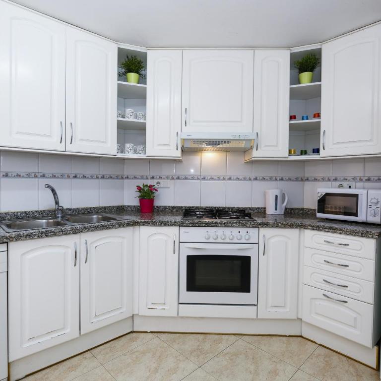 MAEVA HomeStay by Turismar - Apartment with Terrace - 13