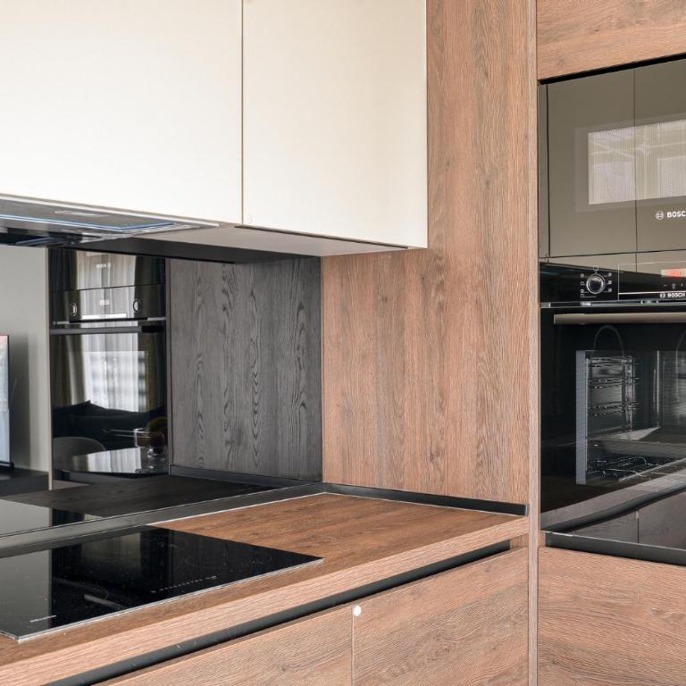 Apt "Royal Oak" 2 Bedroom with Garage Parking - Apartman sa 2 Spavaće Sobe - 15
