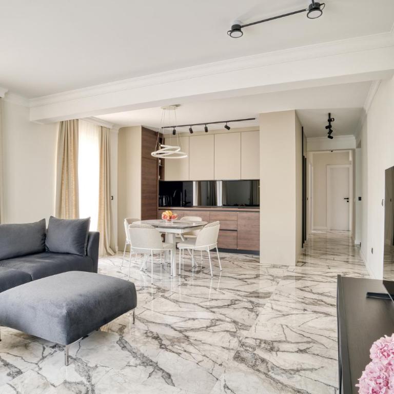 Apt "Royal Oak" 2 Bedroom with Garage Parking - Apartman sa 2 Spavaće Sobe - 16