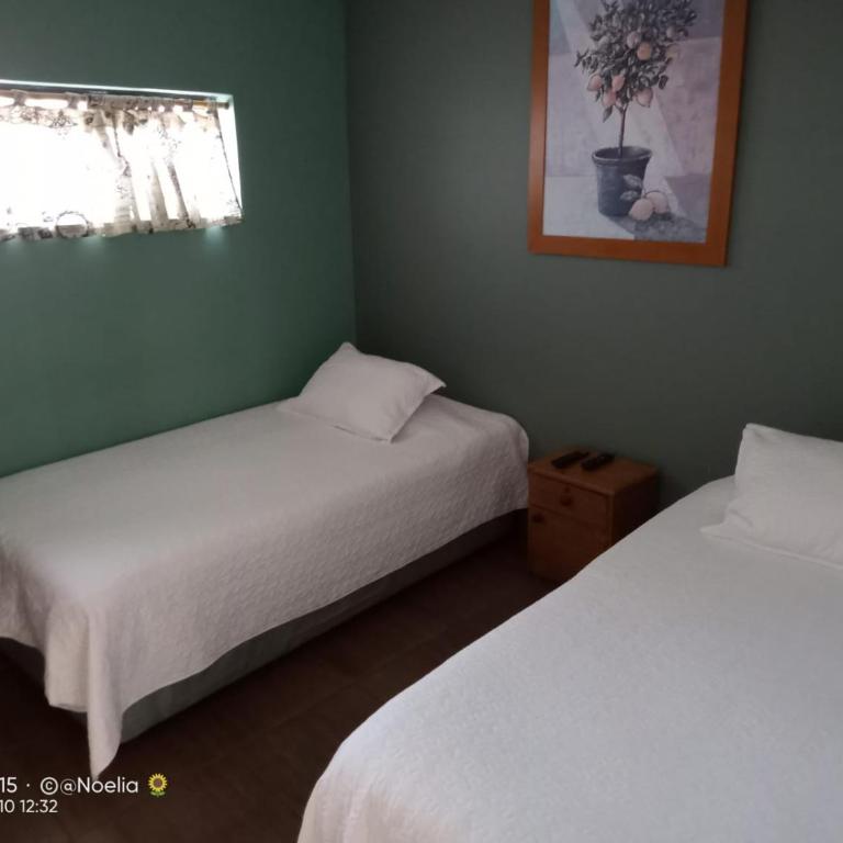 HOSTAL LA MODERNA - Twin Room - 3