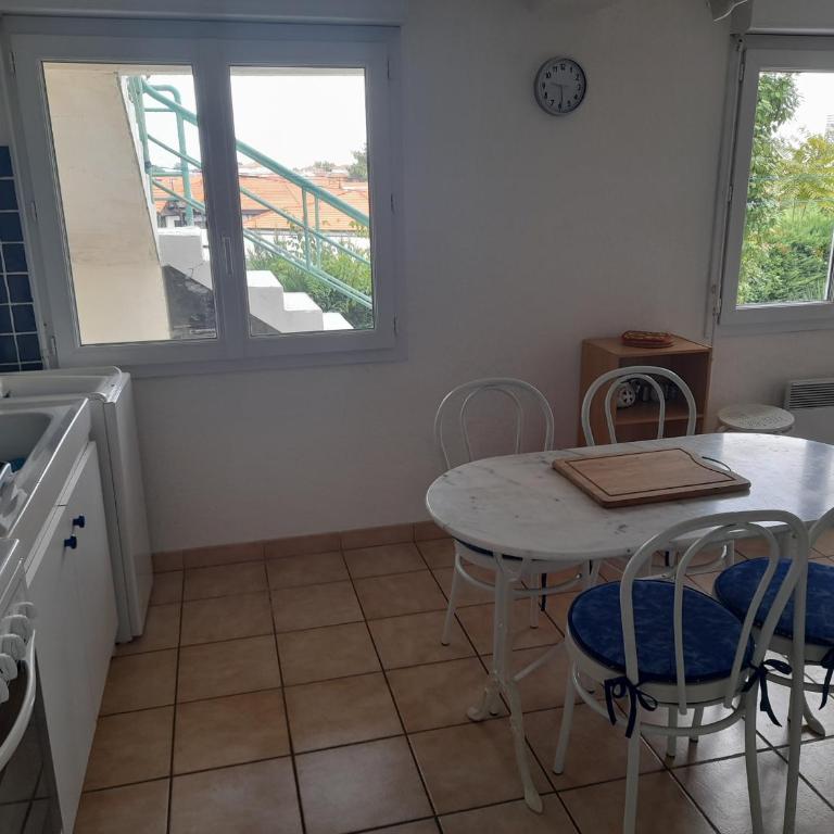 Appartement T2 avec Terrasse et BBQ, Proche Centre Arcachon et Plages - FR-1-319-85 - Appartement (4 Adultes) - 5