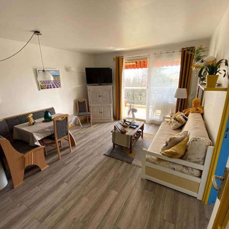 Logement cosy, situé entre ciel et mer - Appartement 1 Chambre - 7
