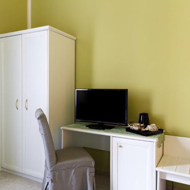 Leone X Guest House - Double or Twin Room - 5