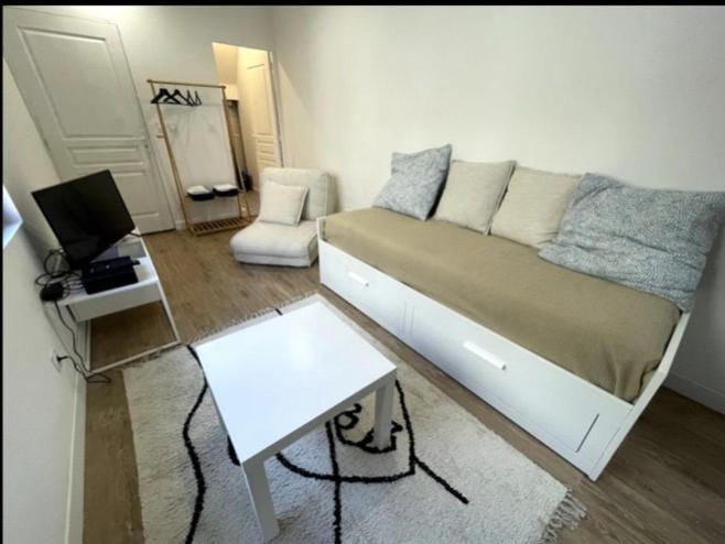la maison des vignes - Chambre Double Économique - 7