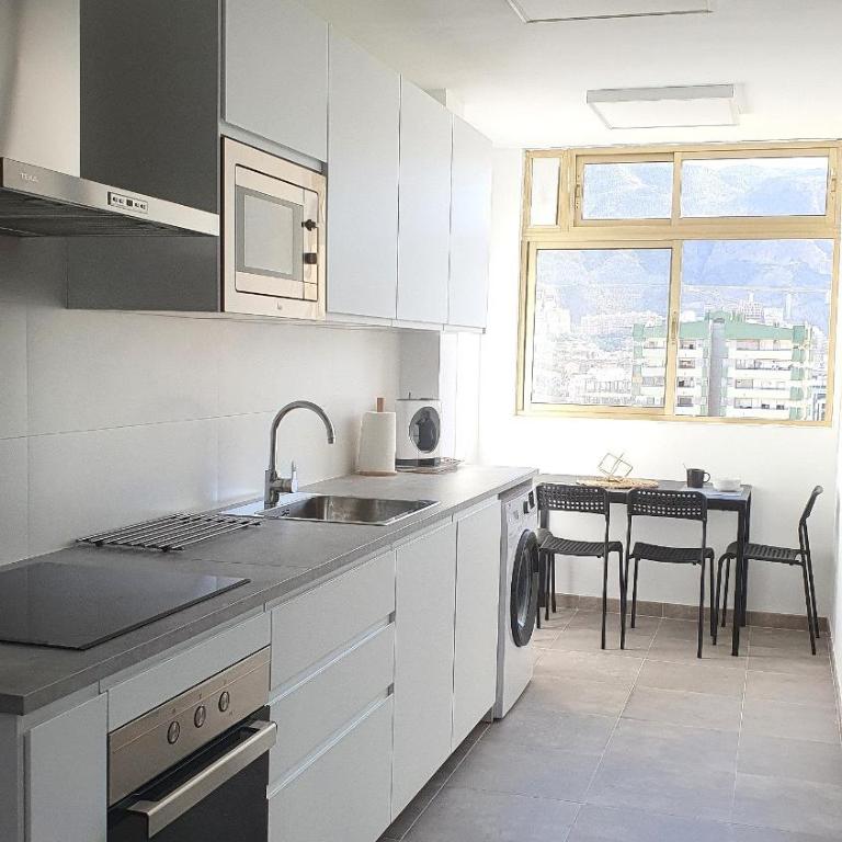 PALM TOWER APARTMENT - Three-Bedroom Apartment - 9