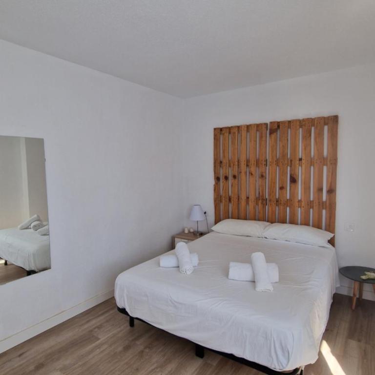 PALM TOWER APARTMENT - Three-Bedroom Apartment - 31