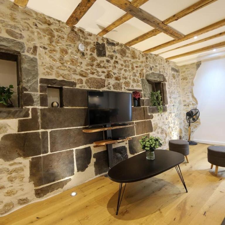 Le Coeur de Ville splendide T2 plein centre - One-Bedroom Apartment - 2