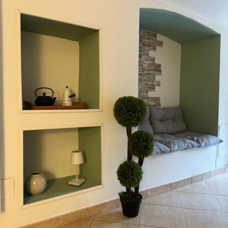 [Verdesera] Idromassaggio, Netflix, Wifi a Porta Susa - One-Bedroom Apartment - 16