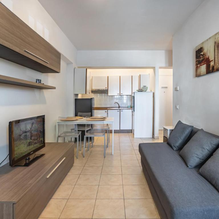 GuestHost - Viareggio Modern Apartment with Wifi! - Appartamento con 1 Camera da Letto - 2