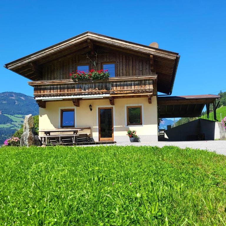 Chalet Romana - Ferienhaus mit Bad - 1