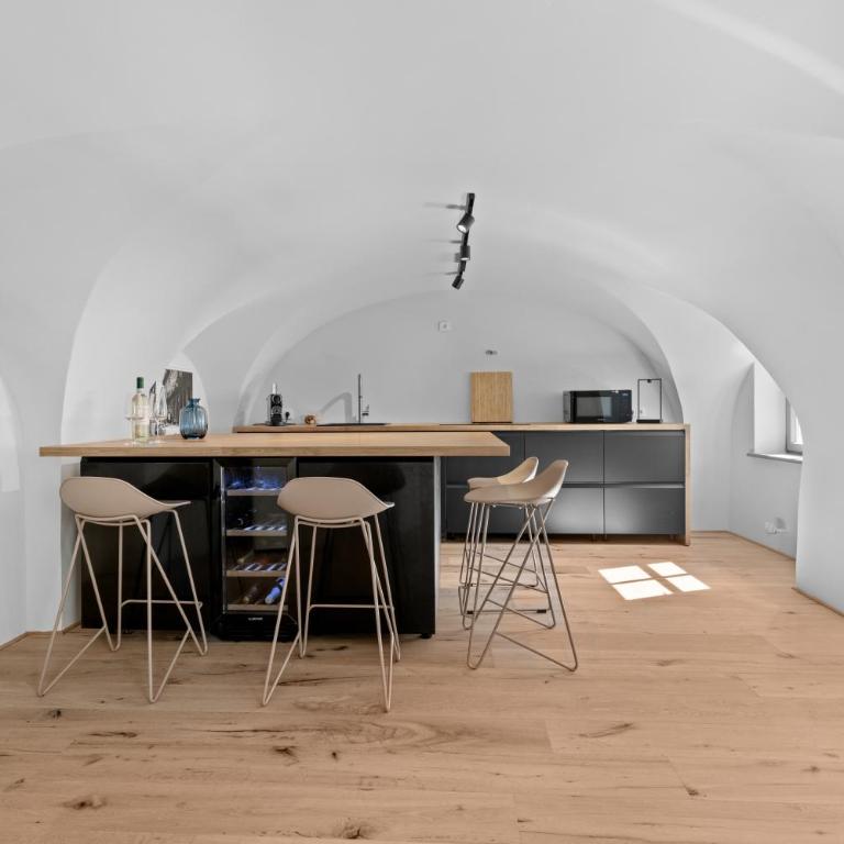 Innenstadt- Parken- Nähe Rathaus - Apartment mit 2 Schlafzimmern - 1