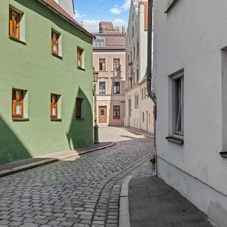 Innenstadt- Parken- Nähe Rathaus - Apartment mit 2 Schlafzimmern - 25