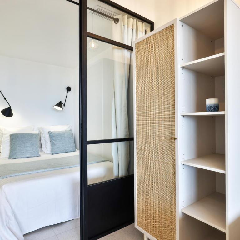 Incroyable vue mer, 2 pièces refait à neuf avec piscine sur le toit/ WIFI/AC - Appartement 1 Chambre - 4