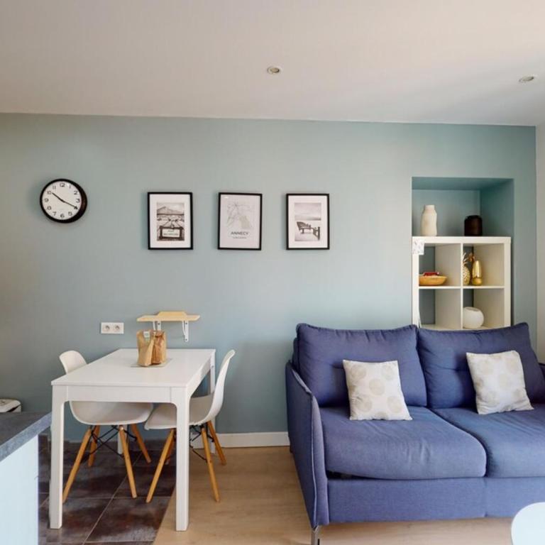 Le Royale w balcony - Apartment - 2