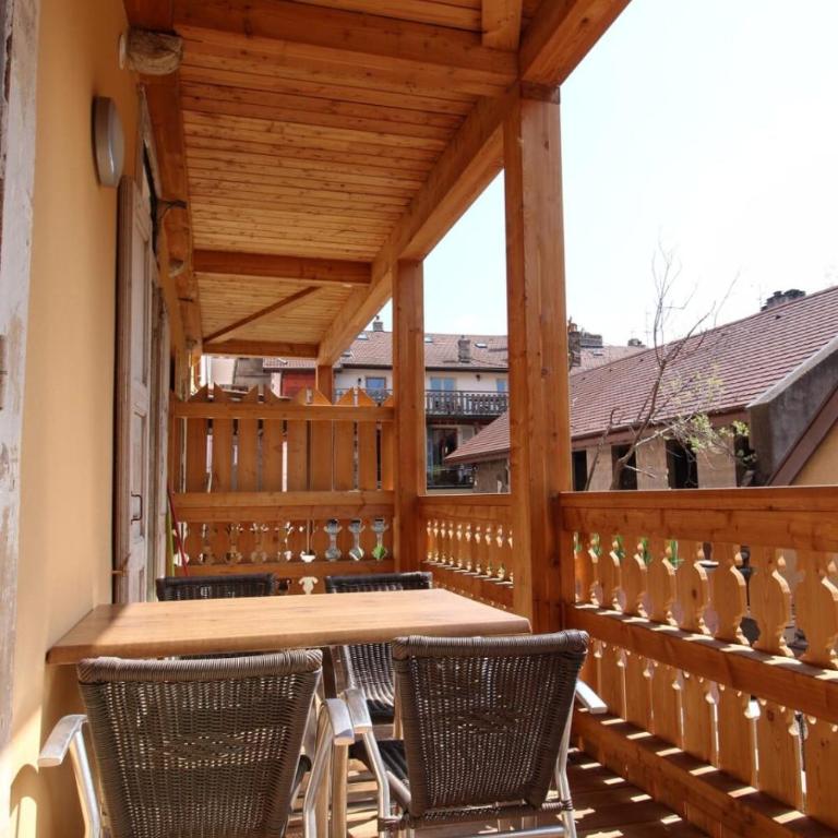 Le Royale w balcony - Apartment - 25