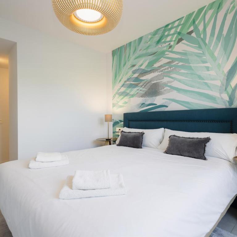 Luxurious 2 bedroom apartment close to the beach in Estepona - Apartamento de 2 dormitorios - 32