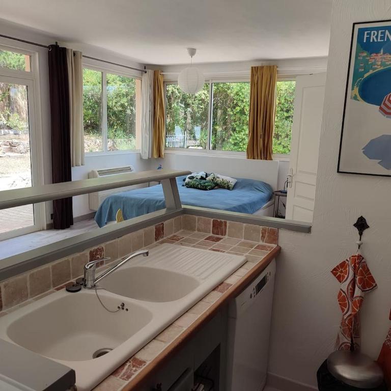 Studio with garden and pool - Appartement 1 Chambre - 17