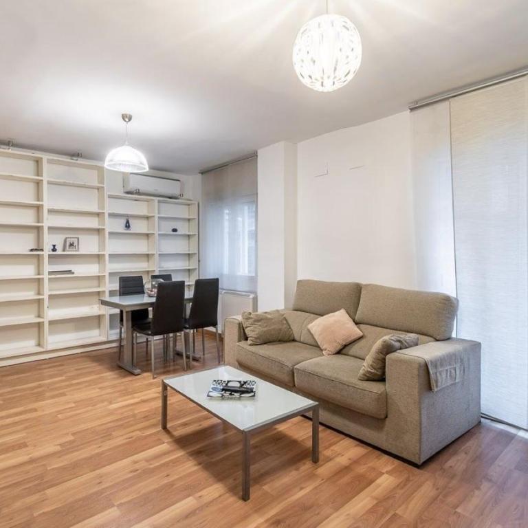 tuGuest Castañeda Apartment - Two-Bedroom Apartment - 4