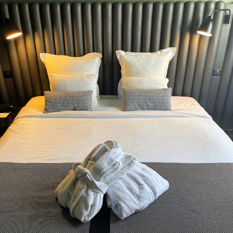 Hôtel Diana Dauphine - Chambre Double Deluxe - 11