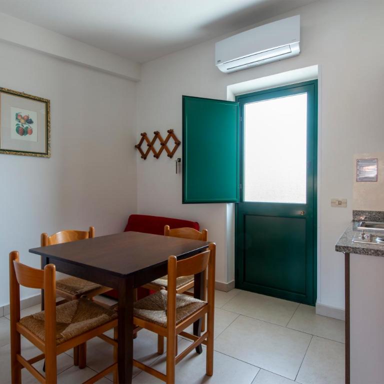 Villaggio Alkantara - Appartamento con 2 Camere da Letto - 4