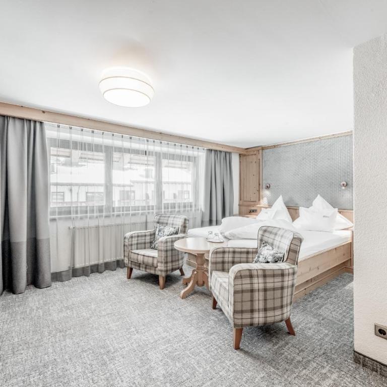 Hotel Jenewein - Doppelzimmer - 5