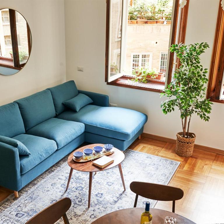 Cozy Duomo - Elegant & Quiet, 300m from Cathedral - Two-Bedroom Apartment - 1