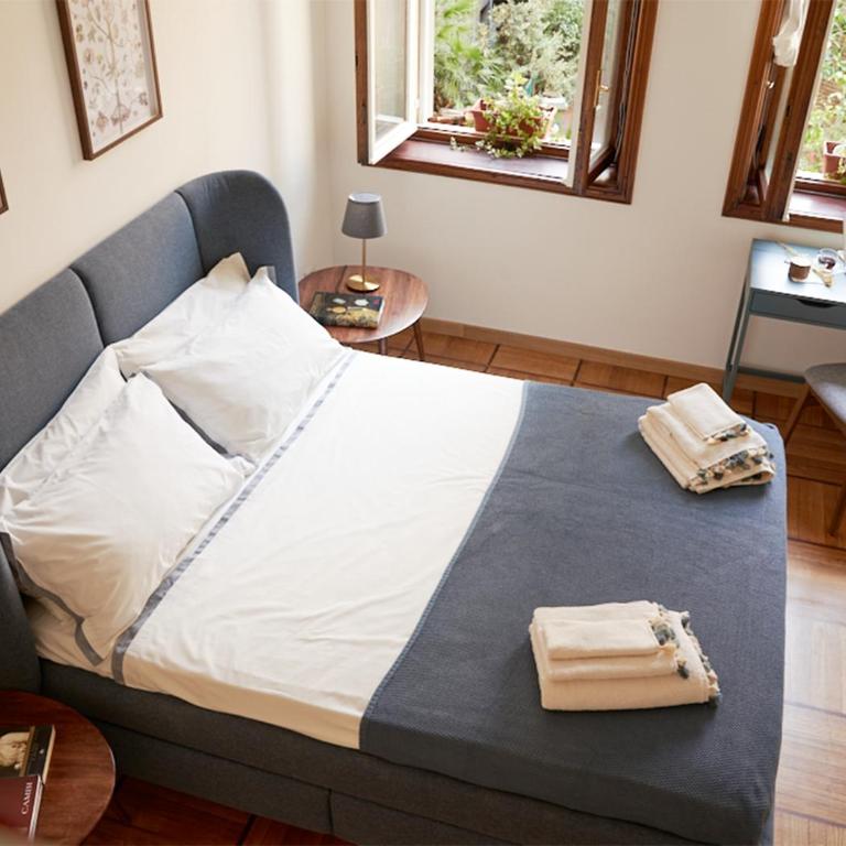 Cozy Duomo - Elegant & Quiet, 300m from Cathedral - Two-Bedroom Apartment - 4