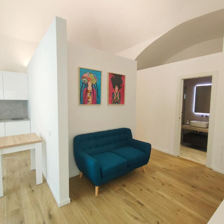 Andrea's 12 - One-Bedroom Apartment - 5