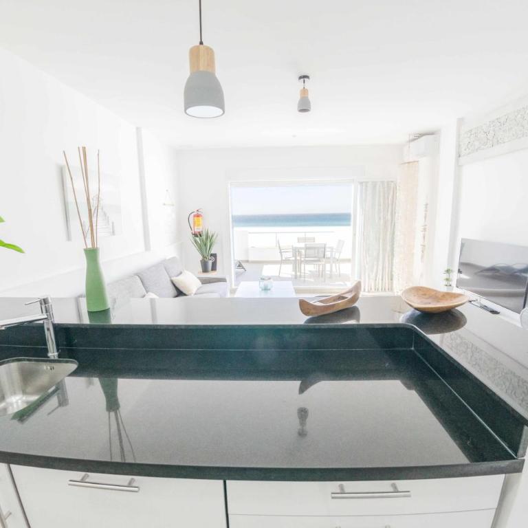 Tarifa Beach Rentals Tortuga 2 - Apartamento Ático - 13