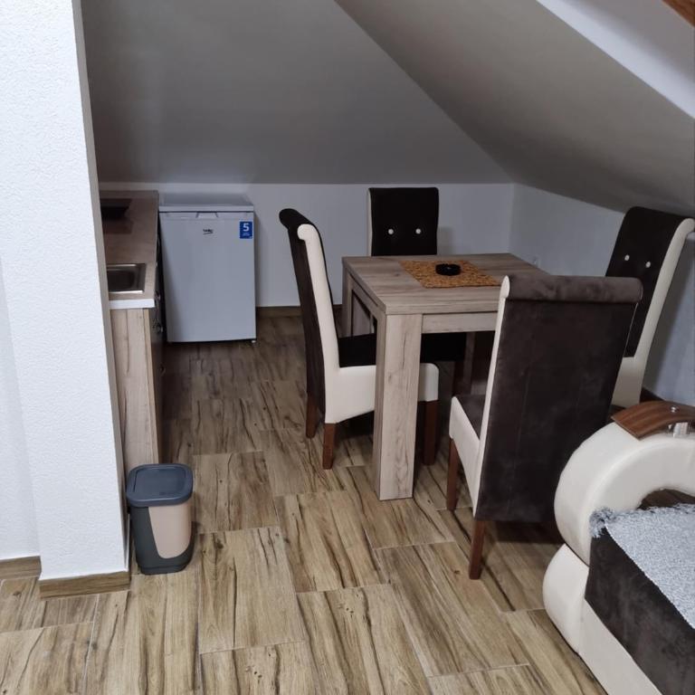 Apartmani Zvezdana - Apartman Tipa "Suite" sa 1 Spavaćom Sobom - 14