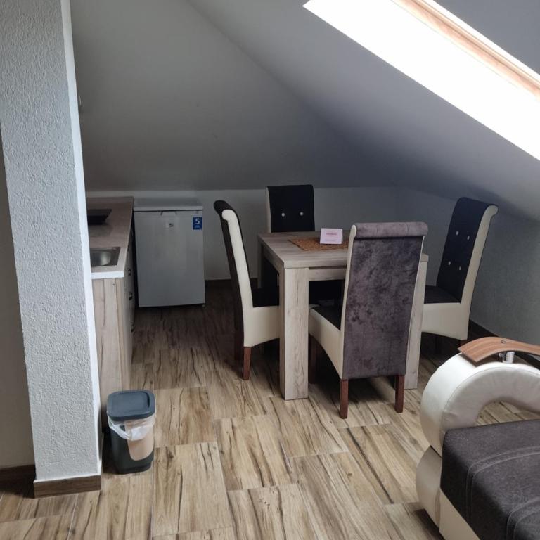 Apartmani Zvezdana - Apartman Tipa "Suite" sa 1 Spavaćom Sobom - 12