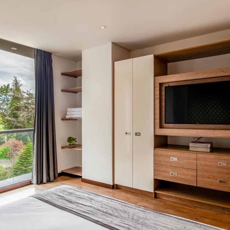 Hemma Bogotá Country Luxury Suites Hotel - Apartamento Deluxe - 9