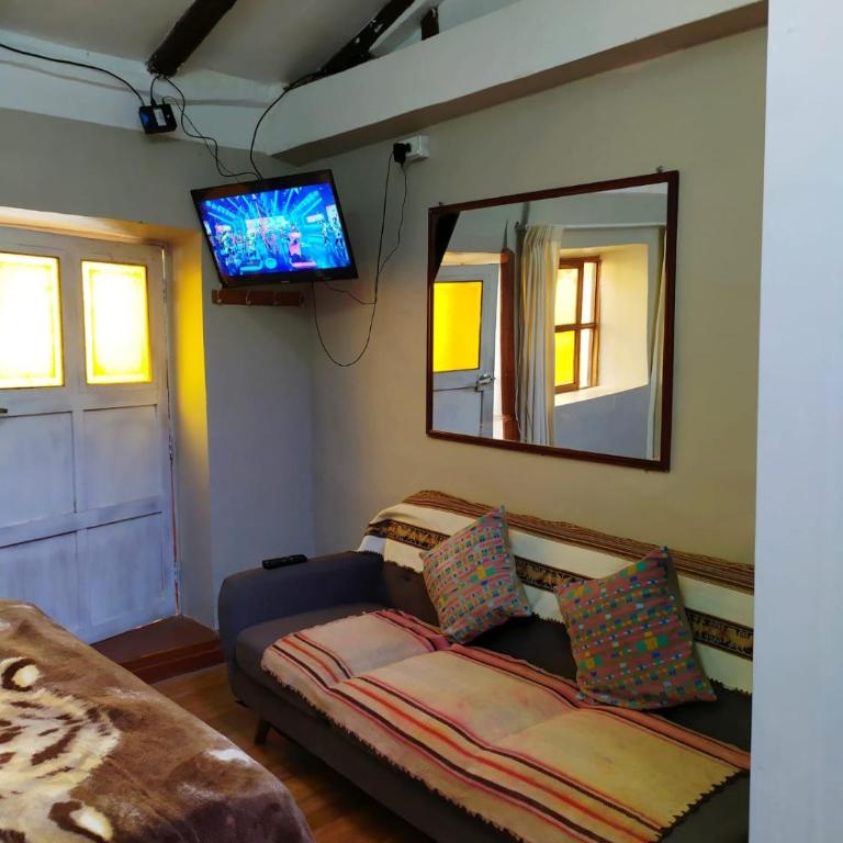 Yllari's Inn - Double Room - 4