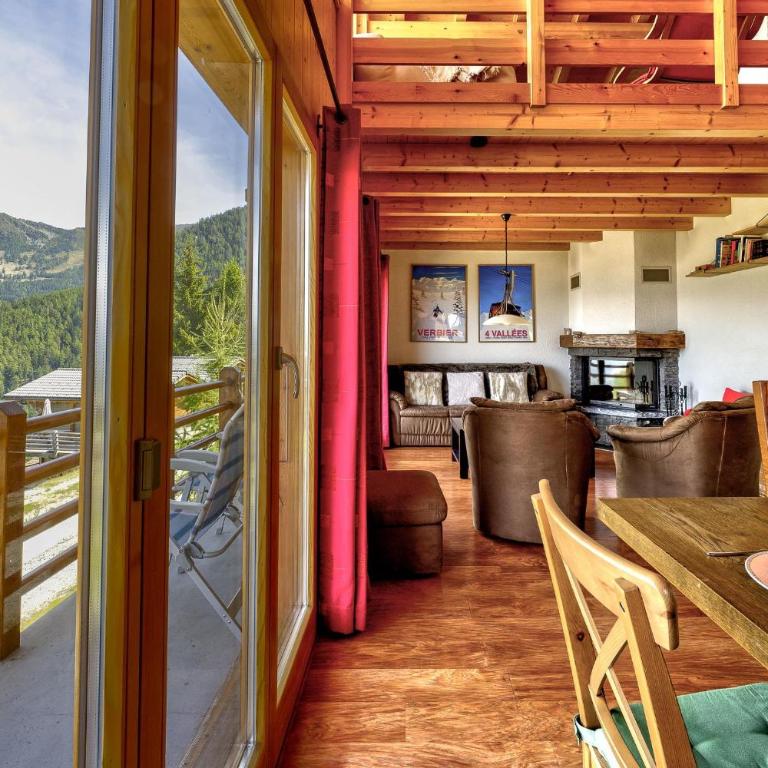 Chalet Snowfall - jacuzzi - views - Chalet - 9