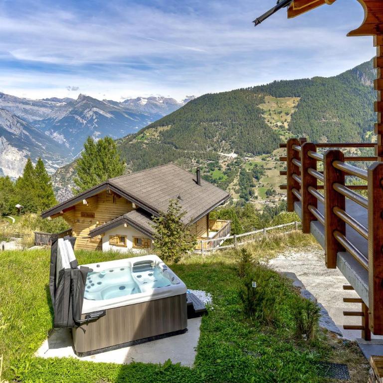 Chalet Snowfall - jacuzzi - views - Chalet - 6