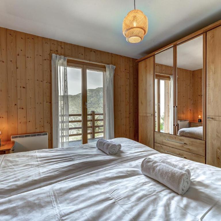 Chalet Snowfall - jacuzzi - views - Chalet - 14