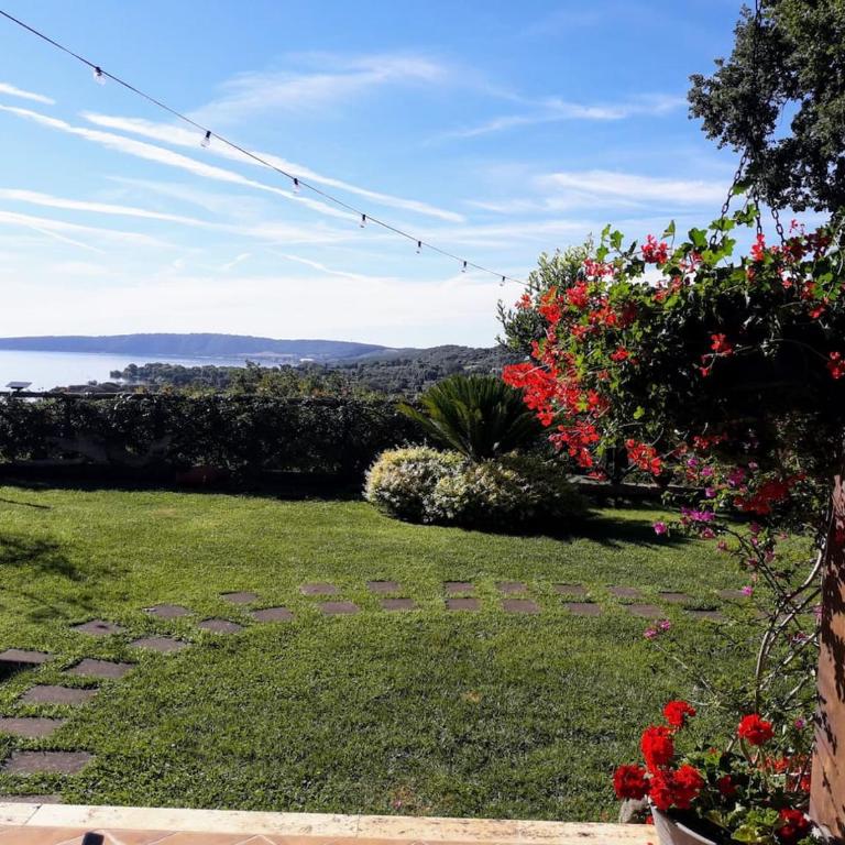 La Cerasa - vista Lago di Bracciano e giardino privato - Casa Vacanze - 12