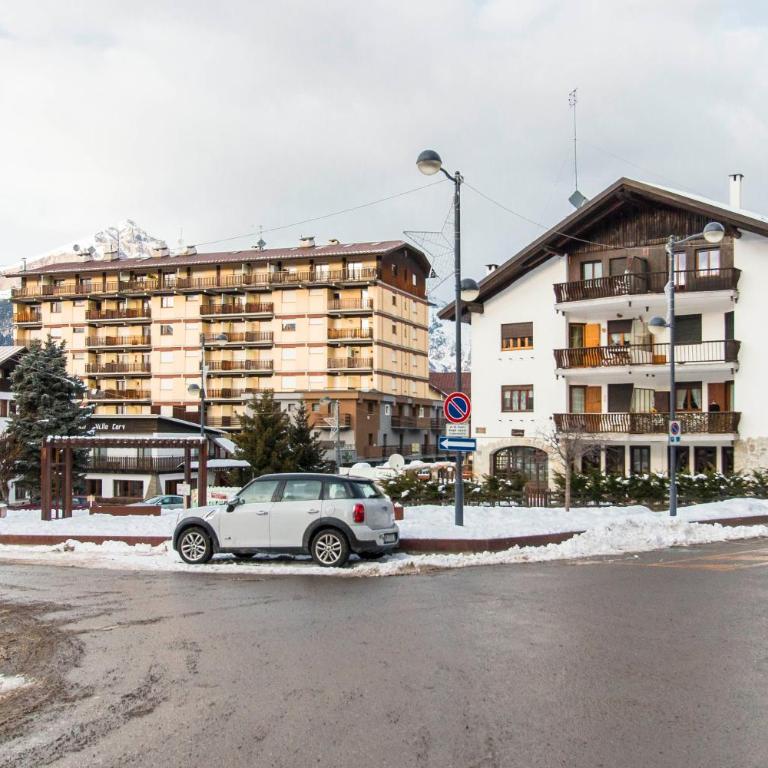Appartamento sulla piazzetta centrale - Appartamento - 54