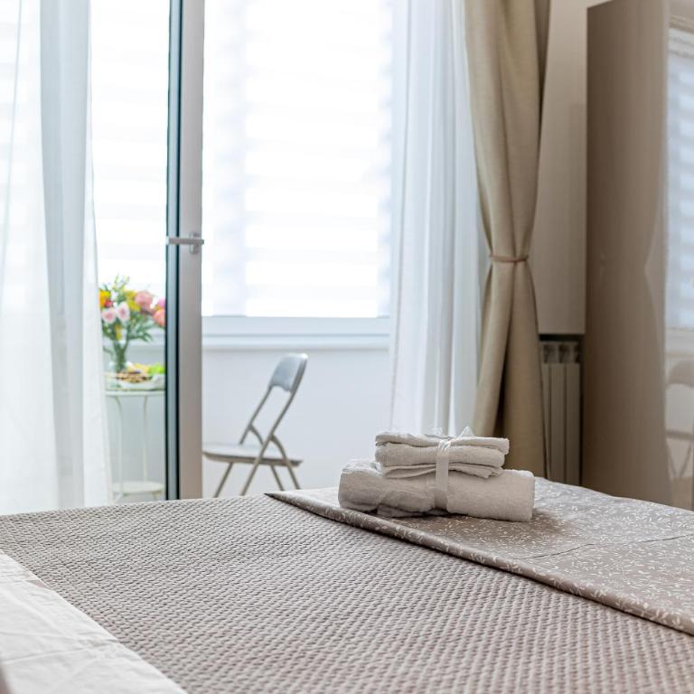 White Gold - Camera Matrimoniale con Bagno Privato - 16
