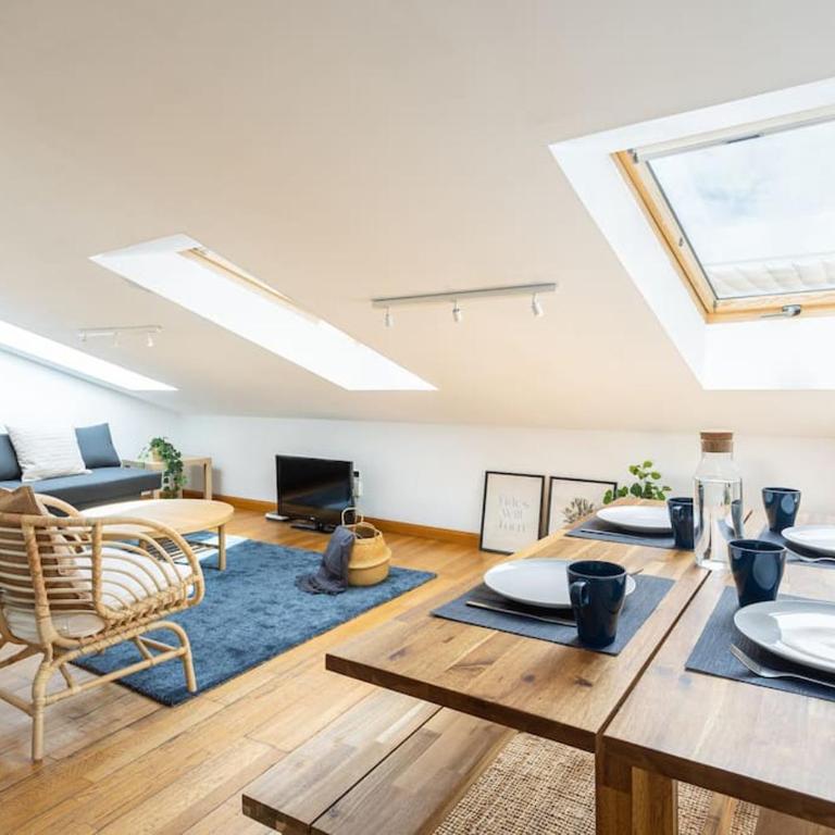 Penthouse in St Montaño, historic centre, WiFi. - Apartamento de 2 dormitorios - 1