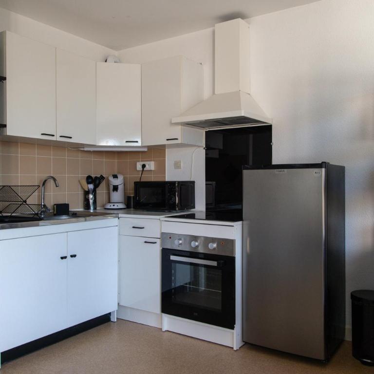 LE DANVIN - Spacieux Studio 4 pers - Grand balcon - A 150 m de la Plage - Studio with Balcony - 5