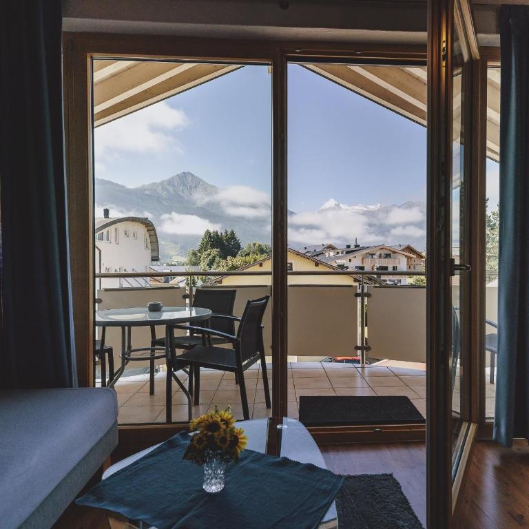 Appartement Haus Elise by we rent, SUMMERCARD INCLUDED - Apartment mit 3 Schlafzimmern - 2