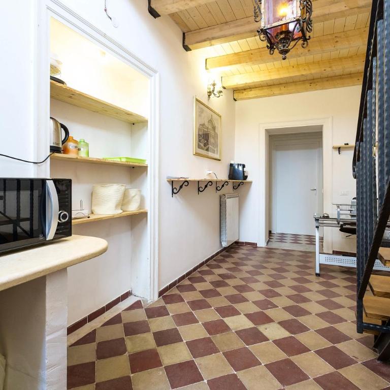 B&B del Massimo - Camera Quadrupla con Bagno Privato Esterno - Mansarda - 7