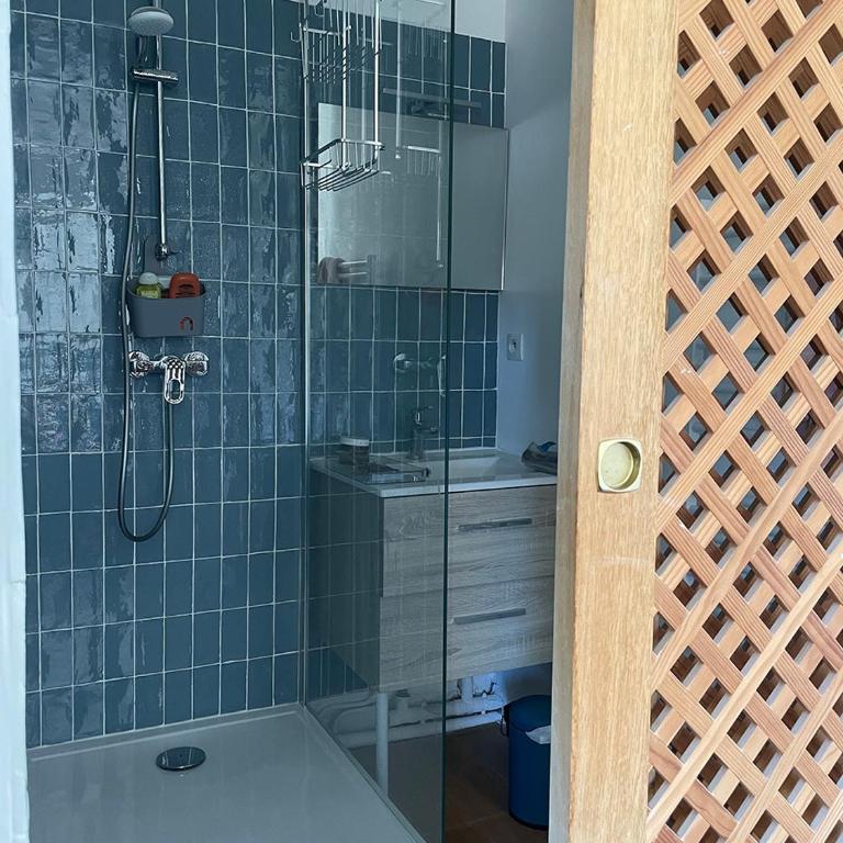 Elegant Marseille Prado Loft Walk to velodrome metro and Tram - Apartamento de 2 dormitorios - 19